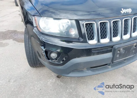 2017 Jeep Compass Sport Fwd z USA, uszkodzony, nr VIN 1C4NJCBAXHD147196